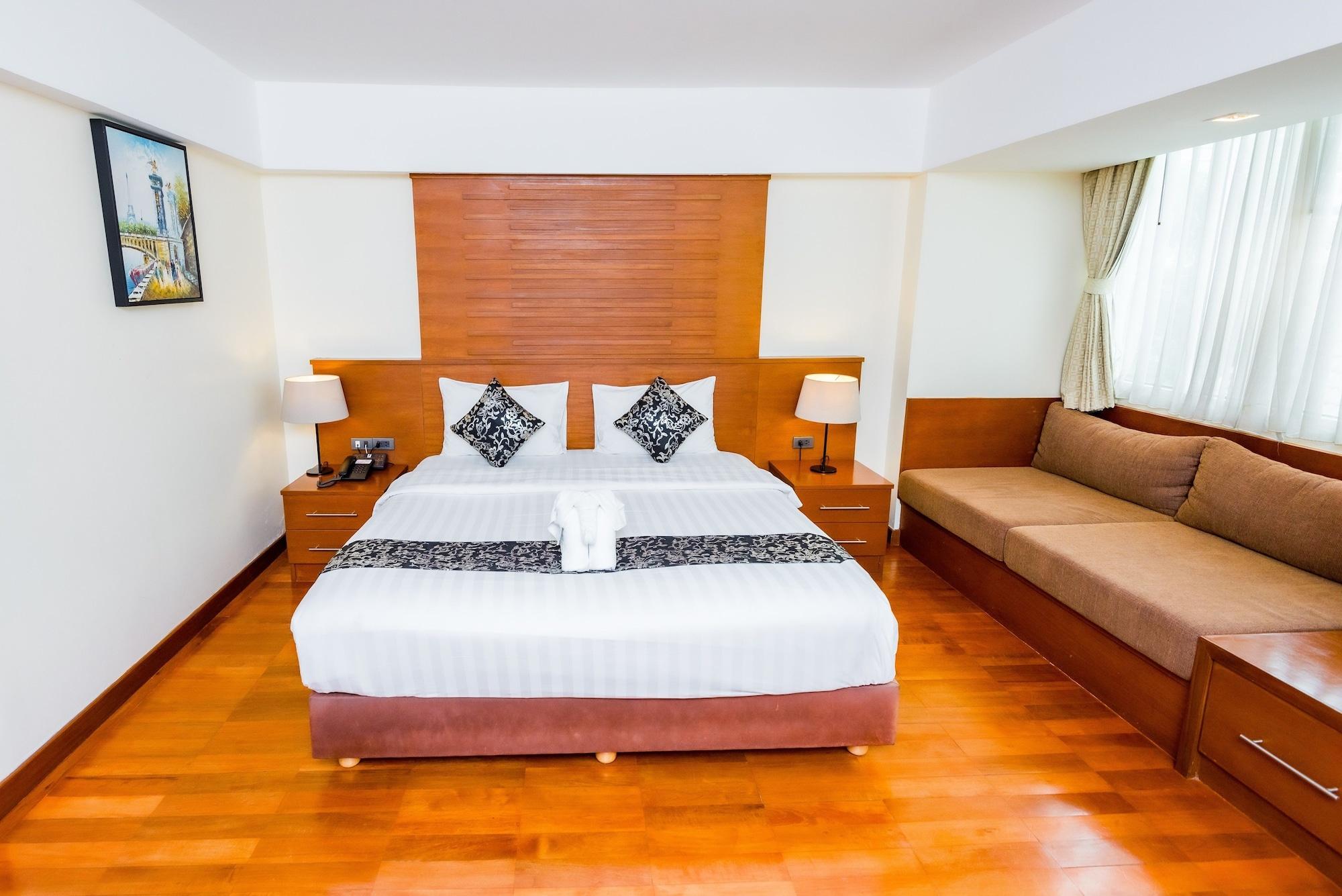 Bally Suite Sukhumvit Bangkok Esterno foto
