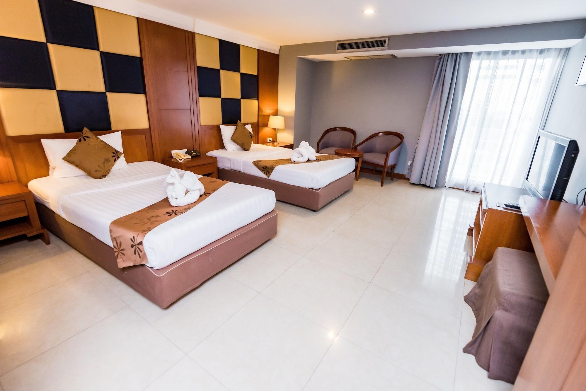 Bally Suite Sukhumvit Bangkok Esterno foto