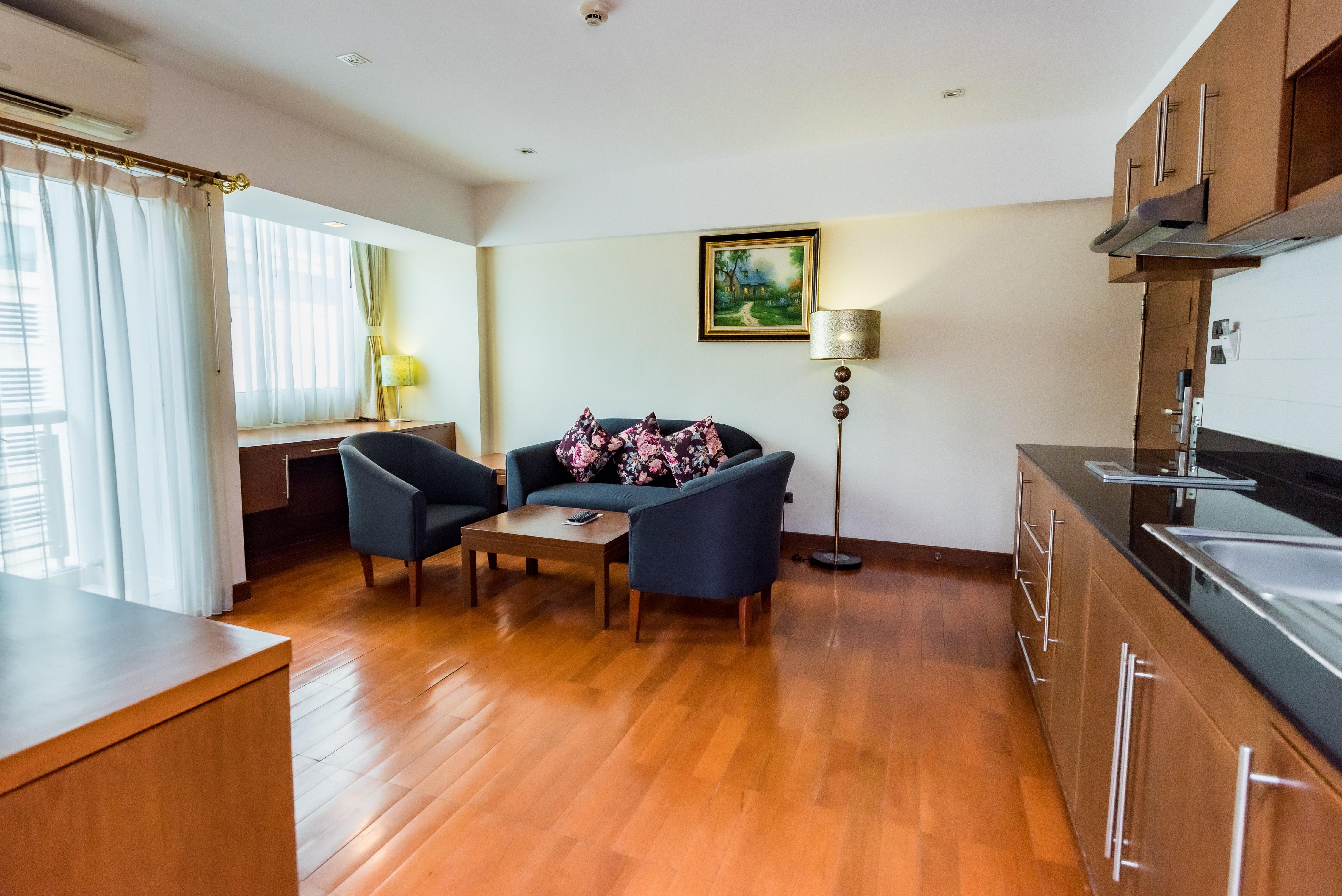 Bally Suite Sukhumvit Bangkok Esterno foto
