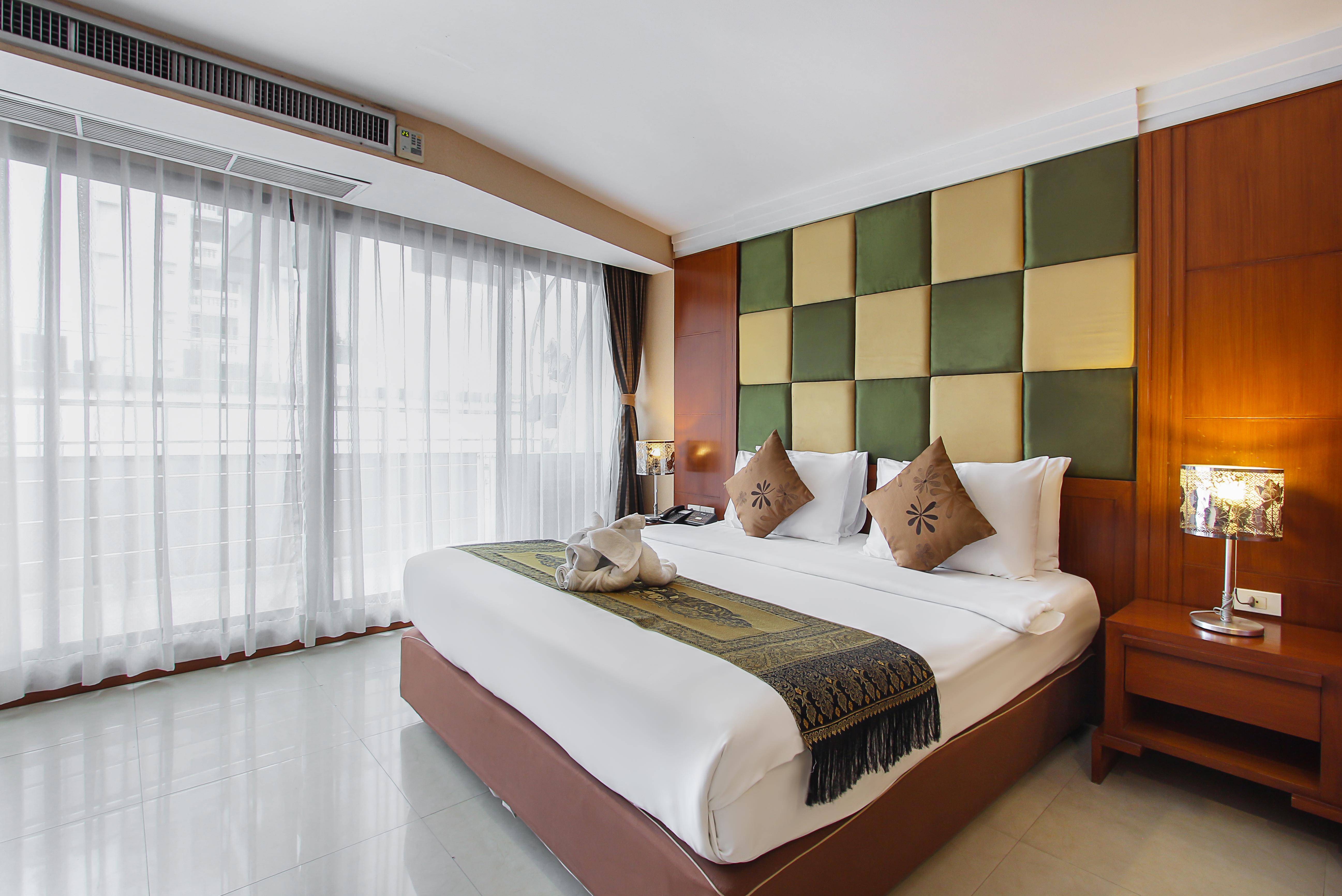 Bally Suite Sukhumvit Bangkok Esterno foto